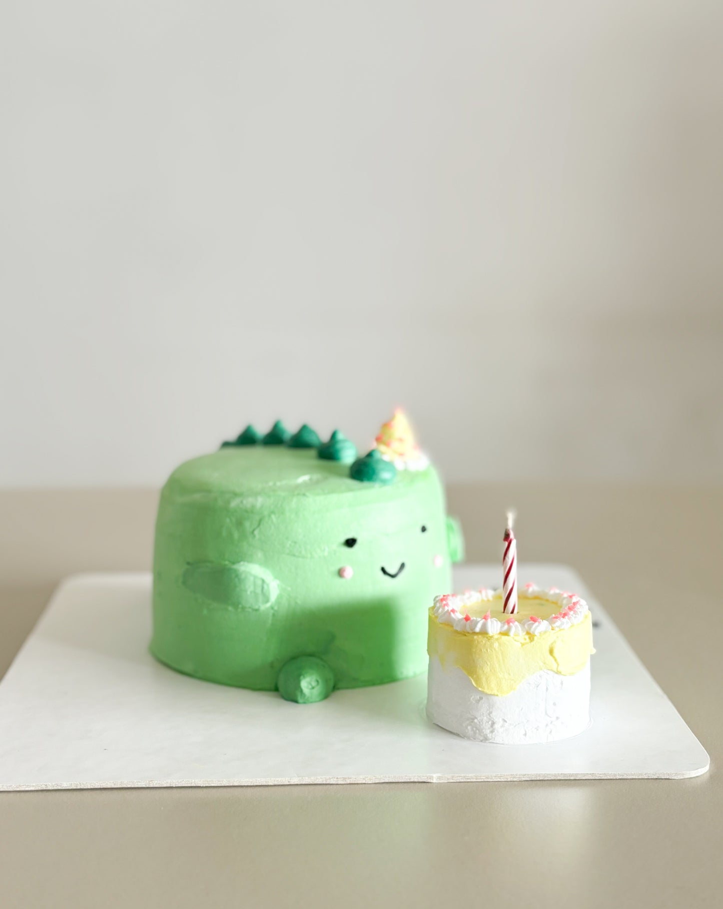 THEME CAKES