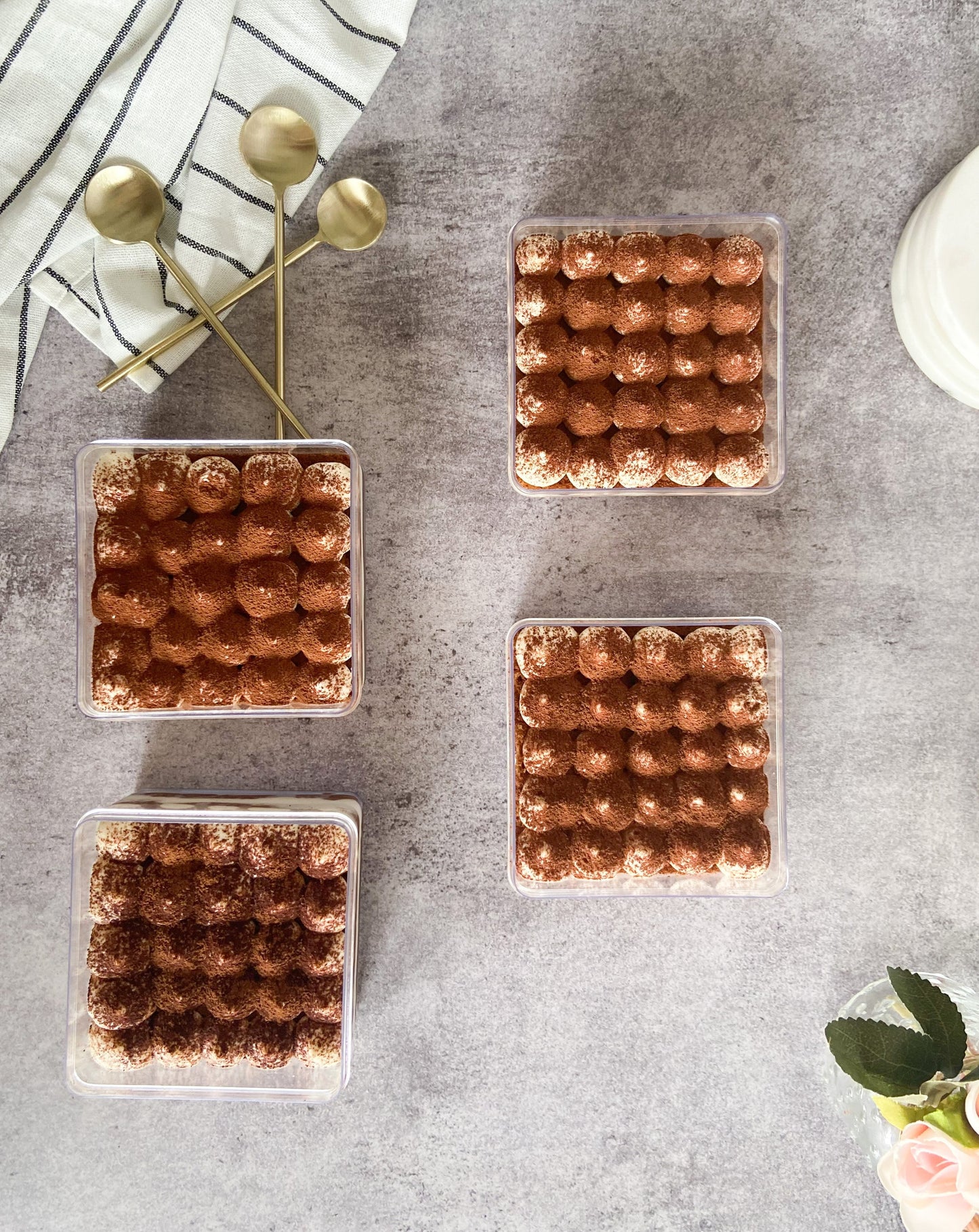 DESSERT TUBS