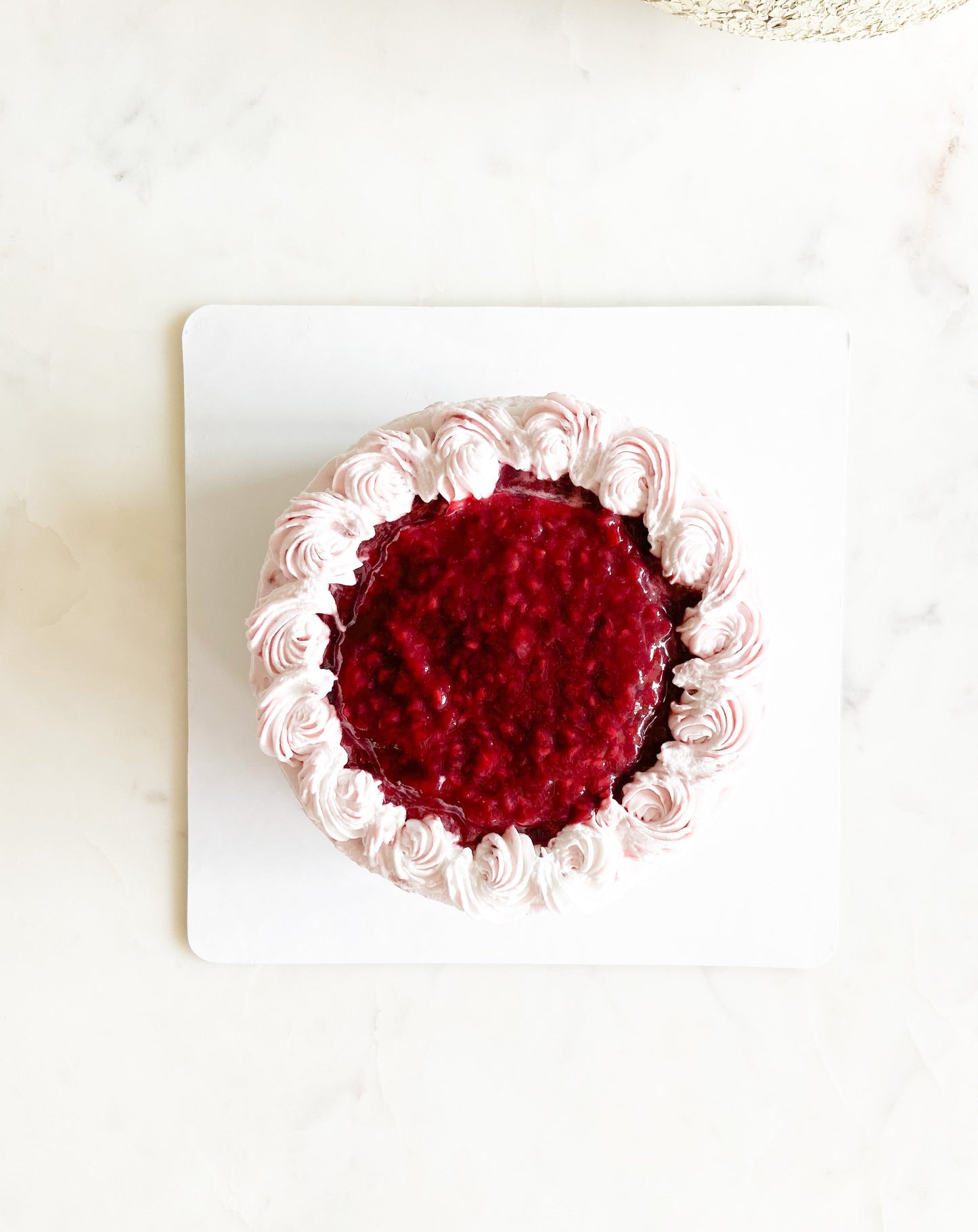 RASPBERRY CREAM CAKE