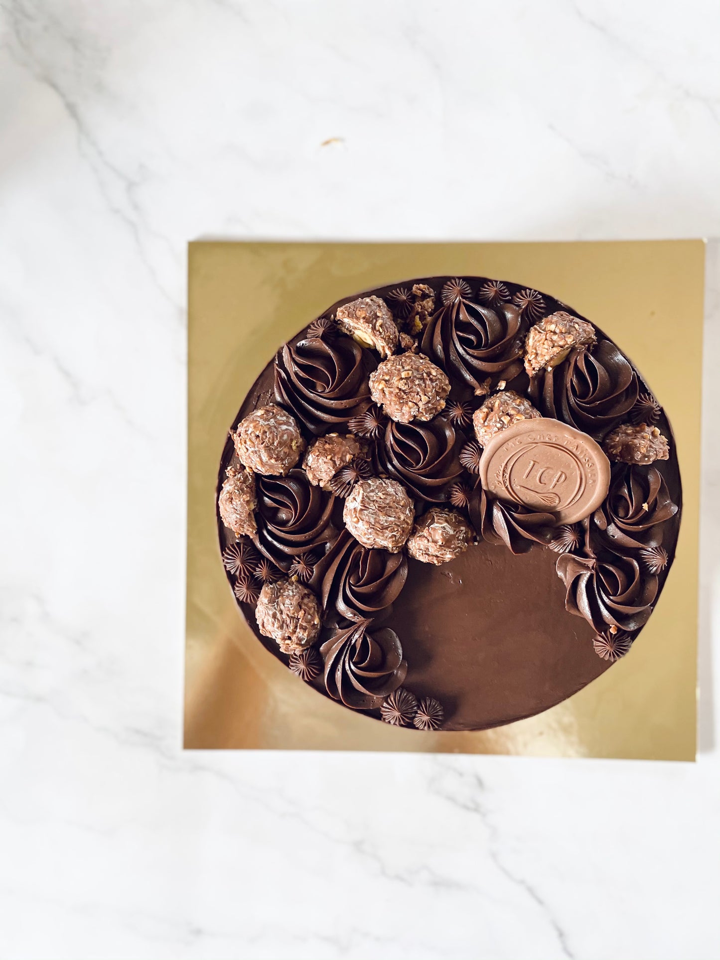 FERRERO CHOCOLATE CAKE