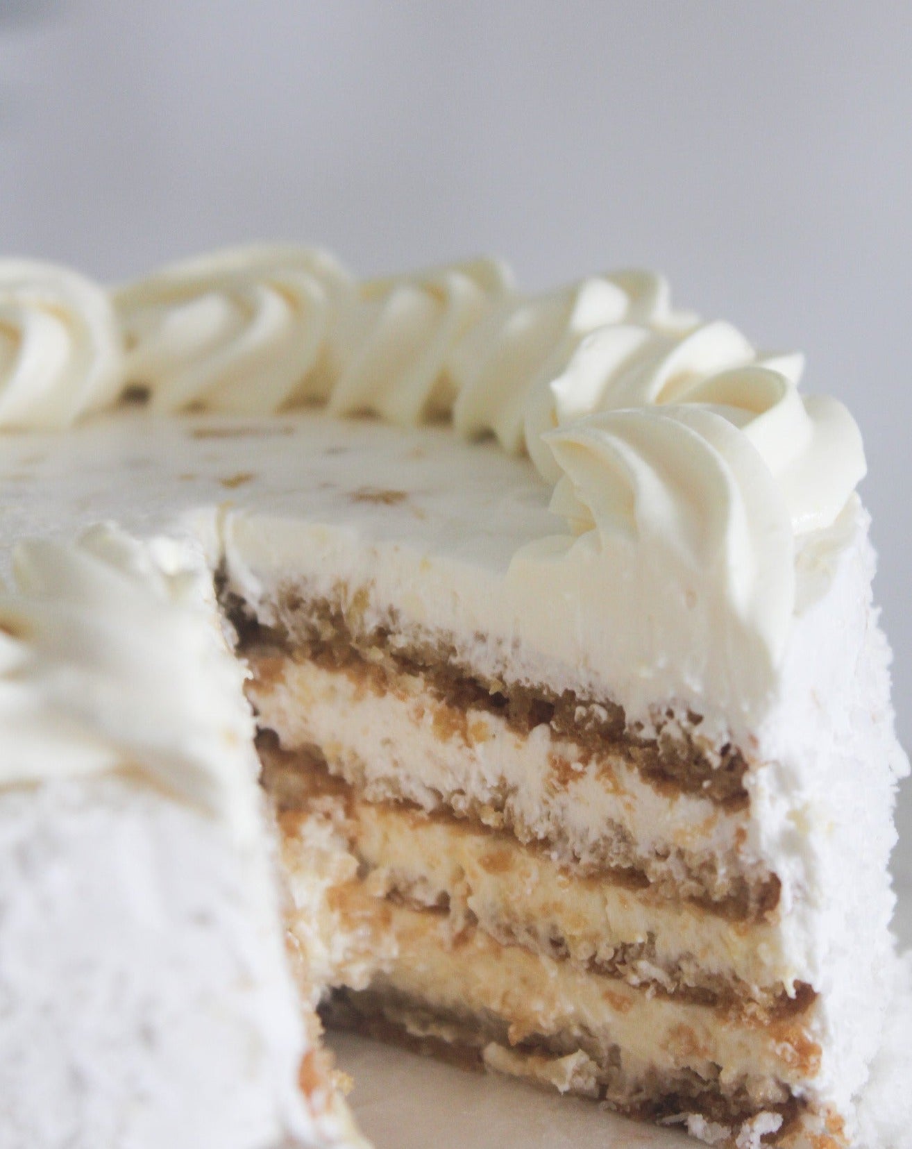 PINA-COLADA CAKE