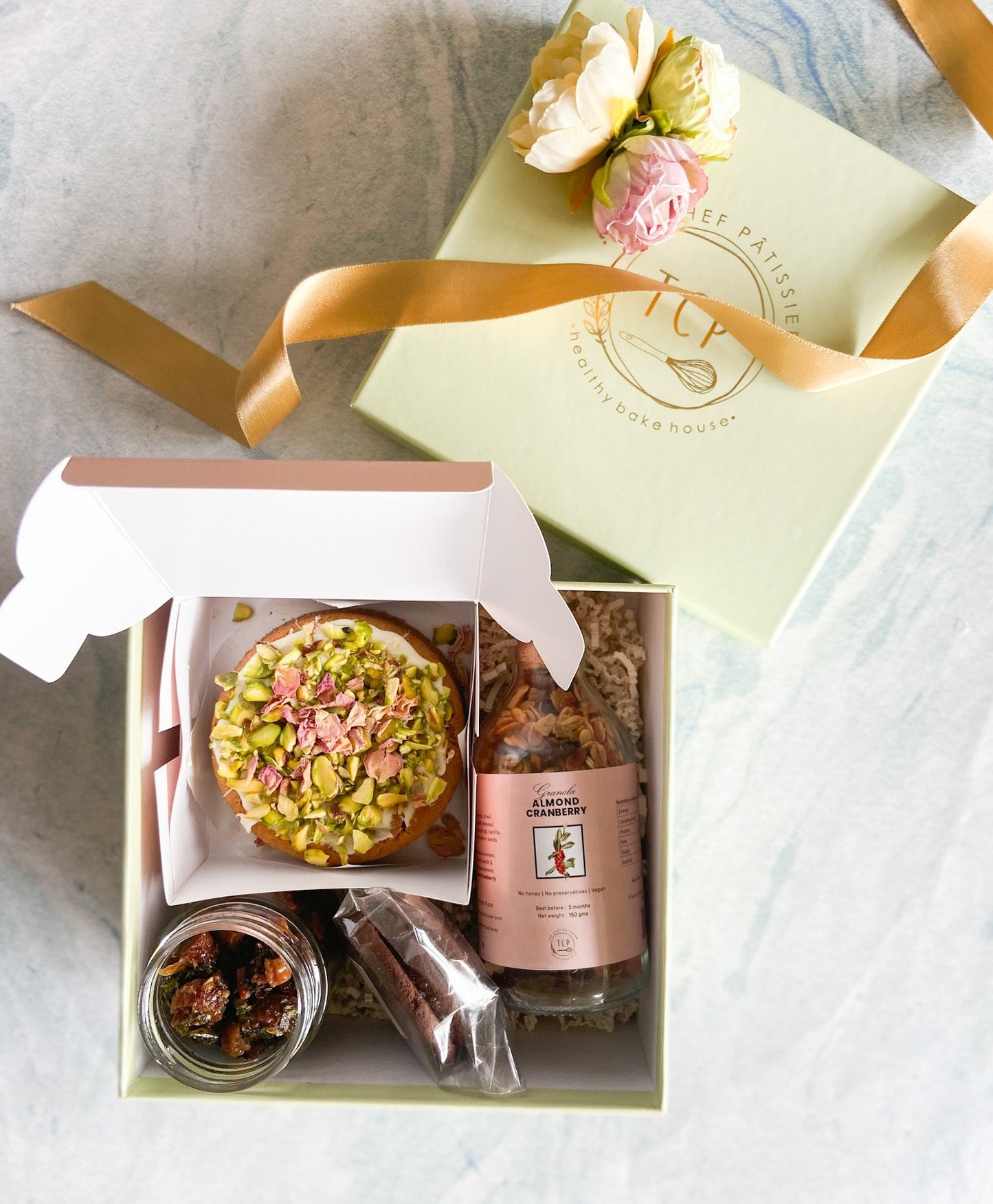PAMPER HAMPER