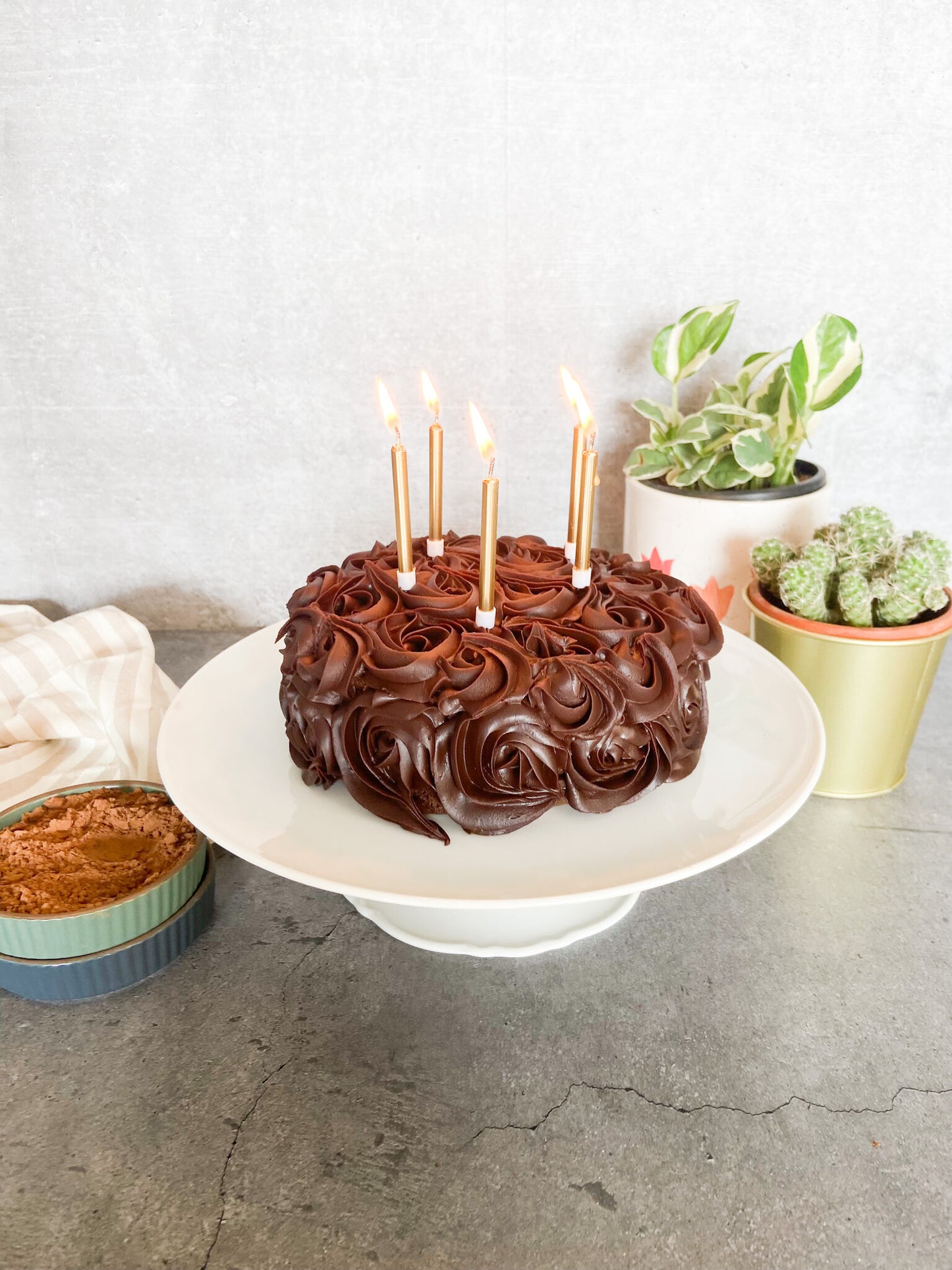 ROSETTE CHOCOLATE CAKE