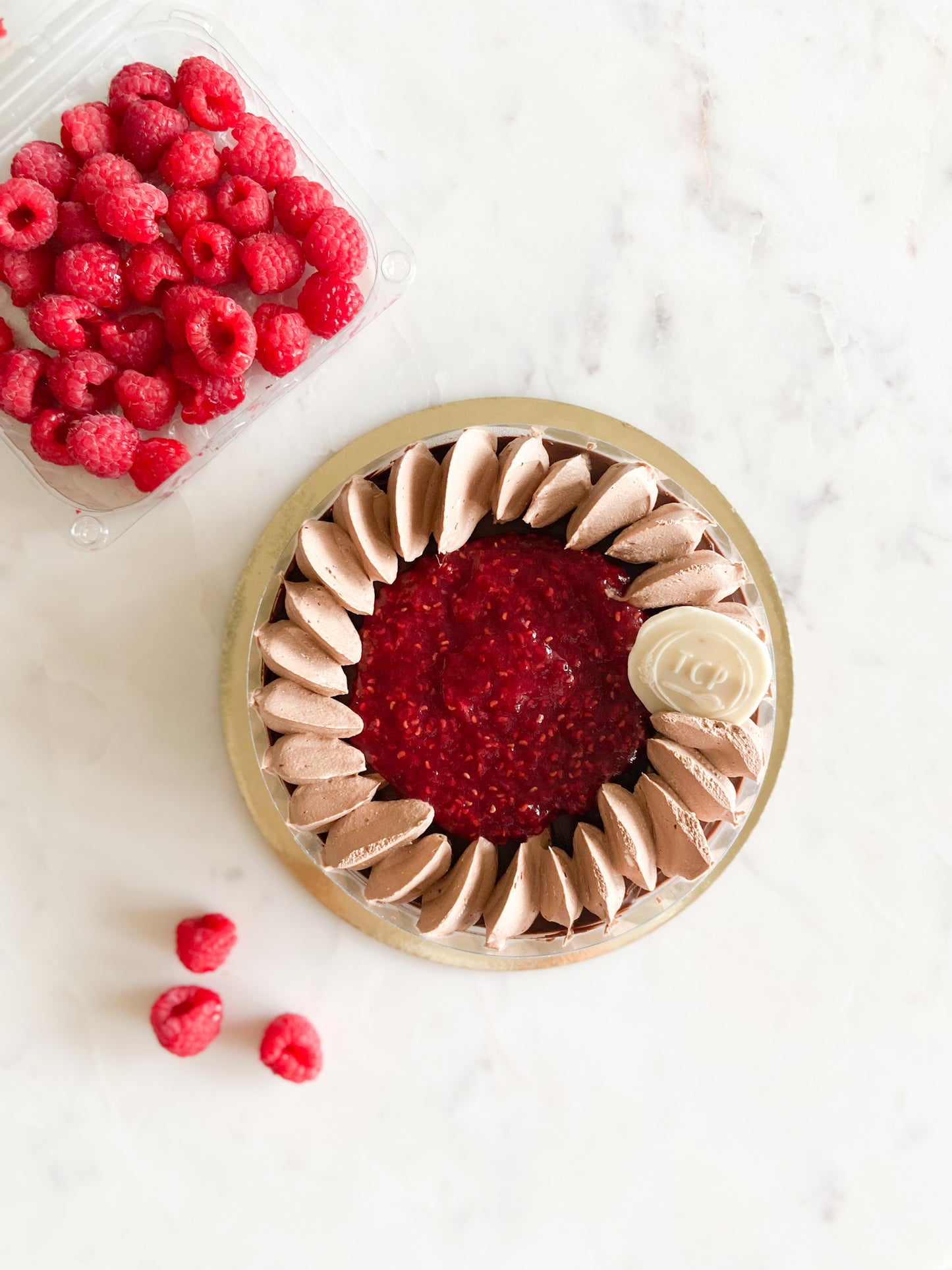 RASPBERRY CHOCOLATE GANACHE