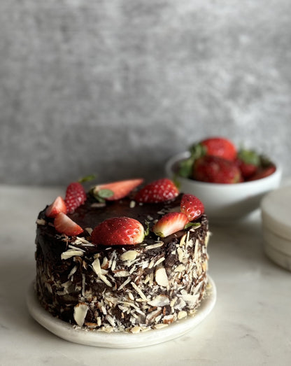 STRAWBERRY ALMOND CHOCOLATE
