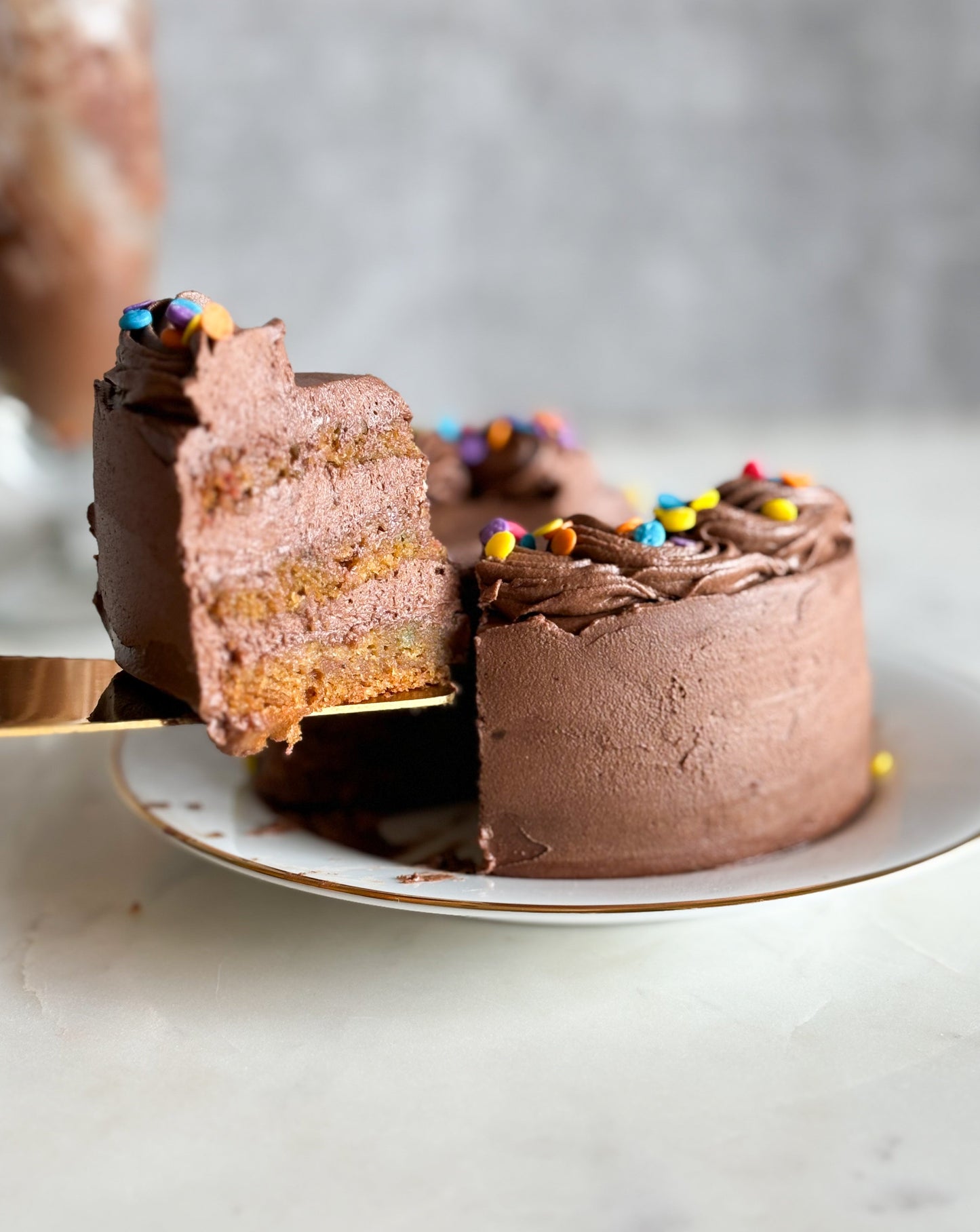 CONFETTI CAKE