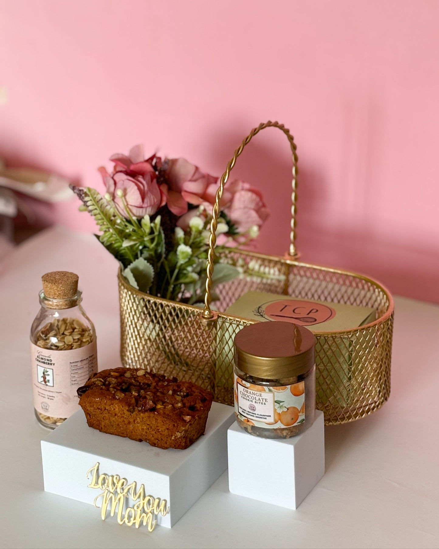 DAZZLING BASKET