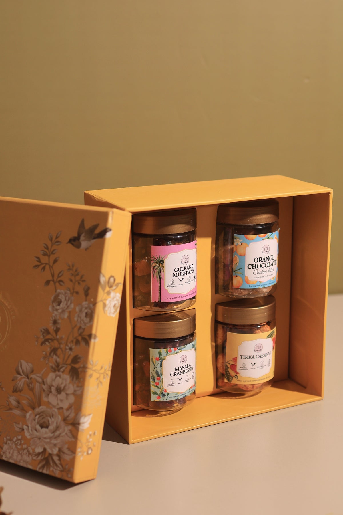 BOX OF 4 JARS