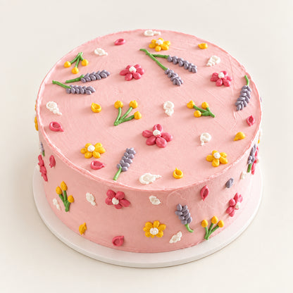 MINIMALISTIC BIRTHDAY CAKES