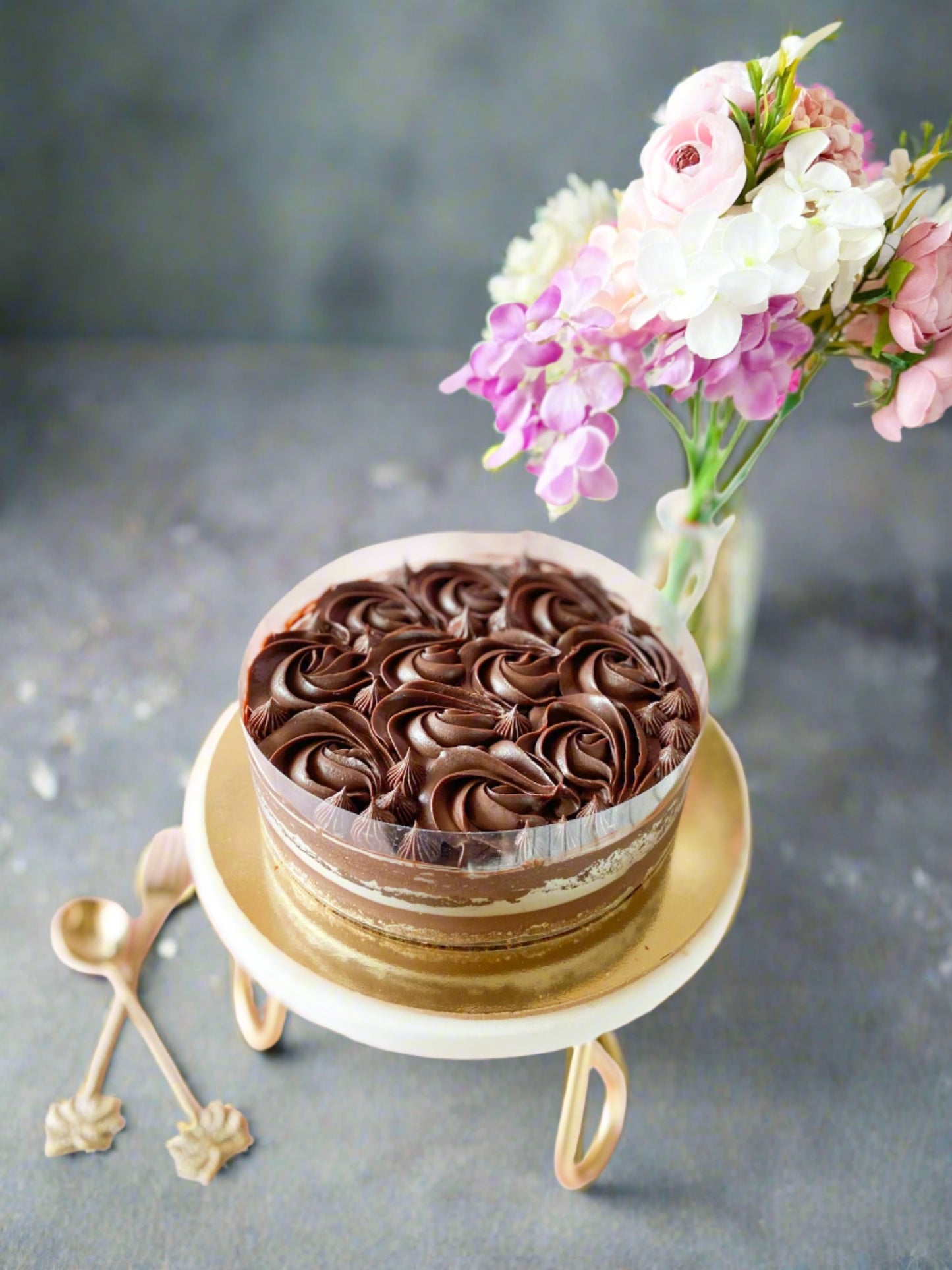 CHOCOLATE GANACHE CAKE