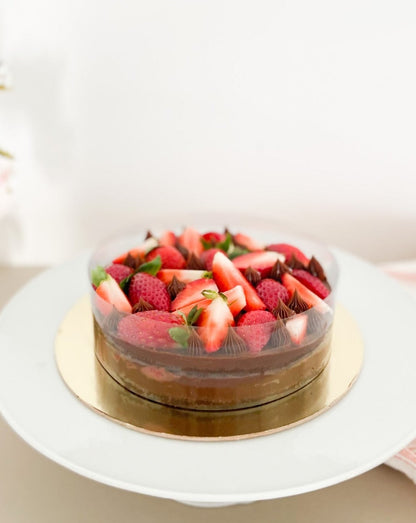 STRAWBERRY CHOCOLATE