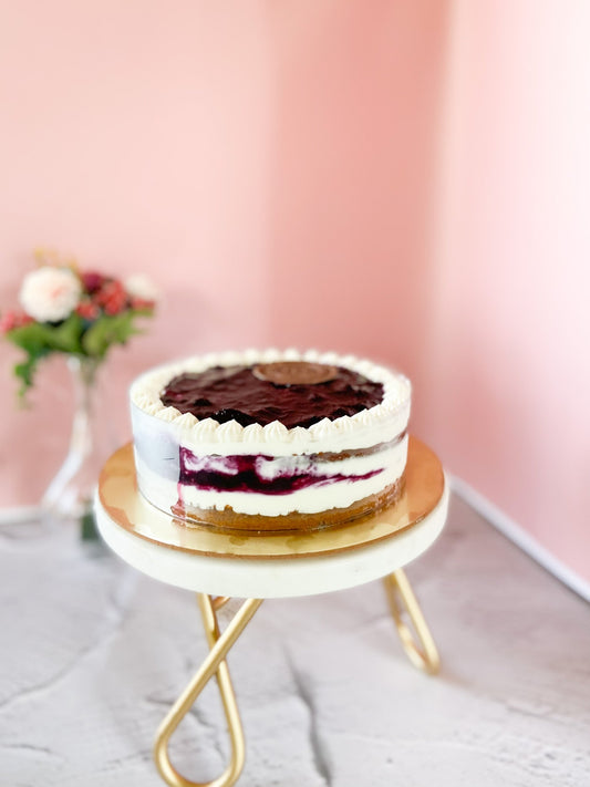 WEEKLY OFFER : BLUEBERRY CHEESECREAM CAKE